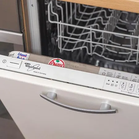 -v66- Apartment, By Cohost * Palanga