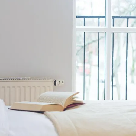 -v66- Apartment, By Cohost * Palanga